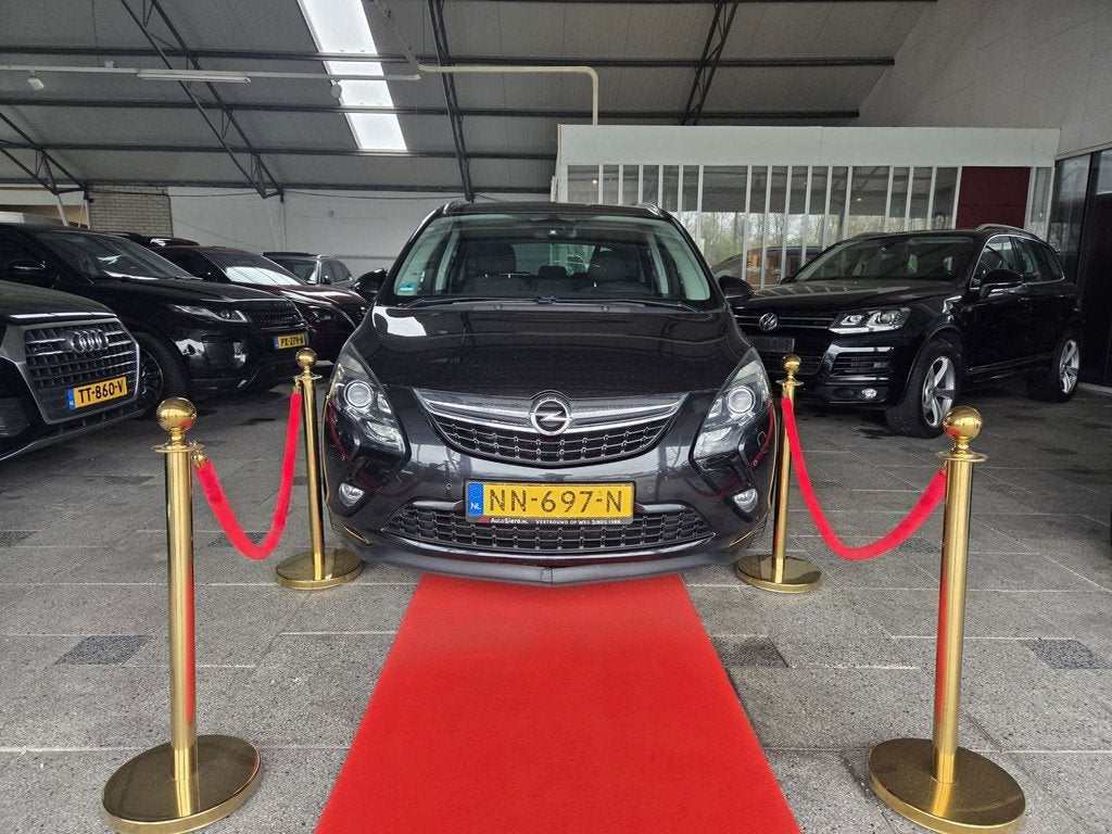 Opel Zafira Tourer 2.0 CDTI Cosmo NAVI MANUAL 7P, Voorwielaandrijving, Euro 5, 4 cilinders, Zwart