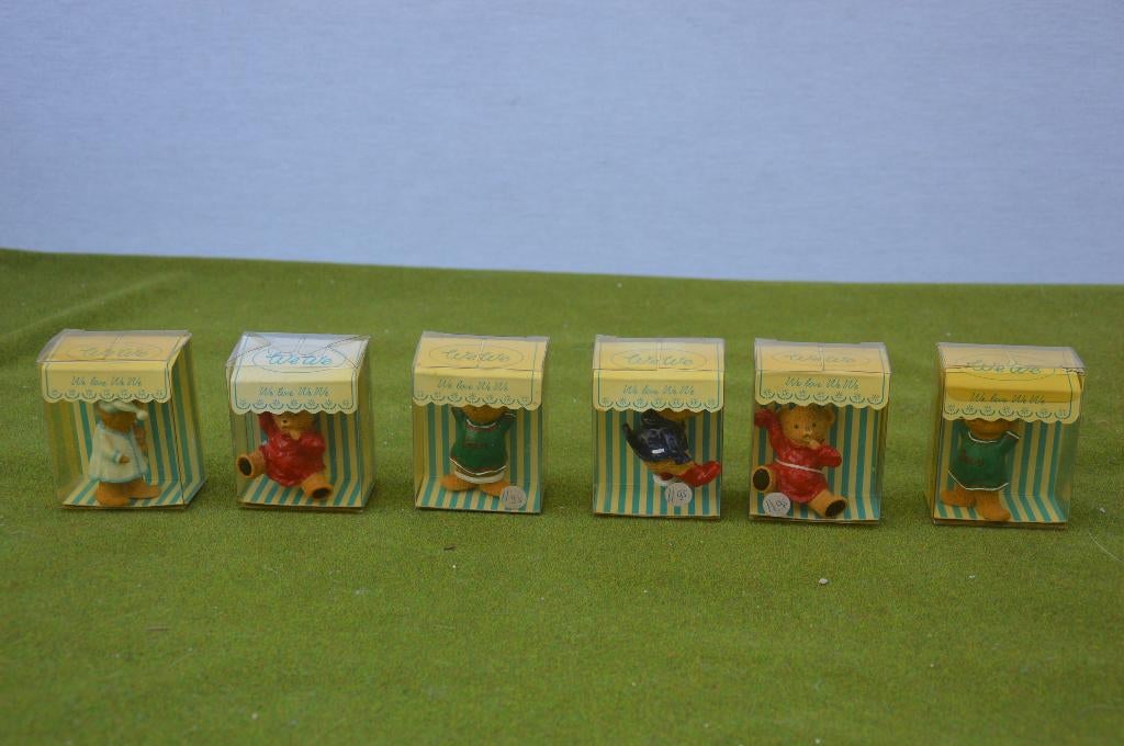 6 vintage Teddybeertjes in de verpakking, sleutelhanger,`80s, Ophalen, Gebruikt
