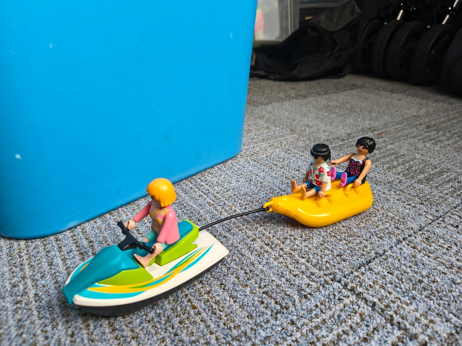 Playmobil waterscooter met banaanboot en figuren, Ophalen of Verzenden, Zo goed als nieuw, Jongen of Meisje