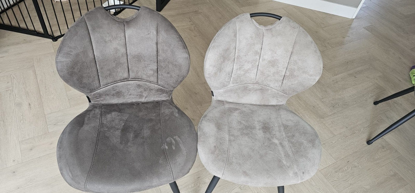 6 eetkamerstoelen: 2 lichtgrijs, 4 donkergrijs, Ophalen, Gebruikt, Vijf, Zes of meer stoelen, Stof