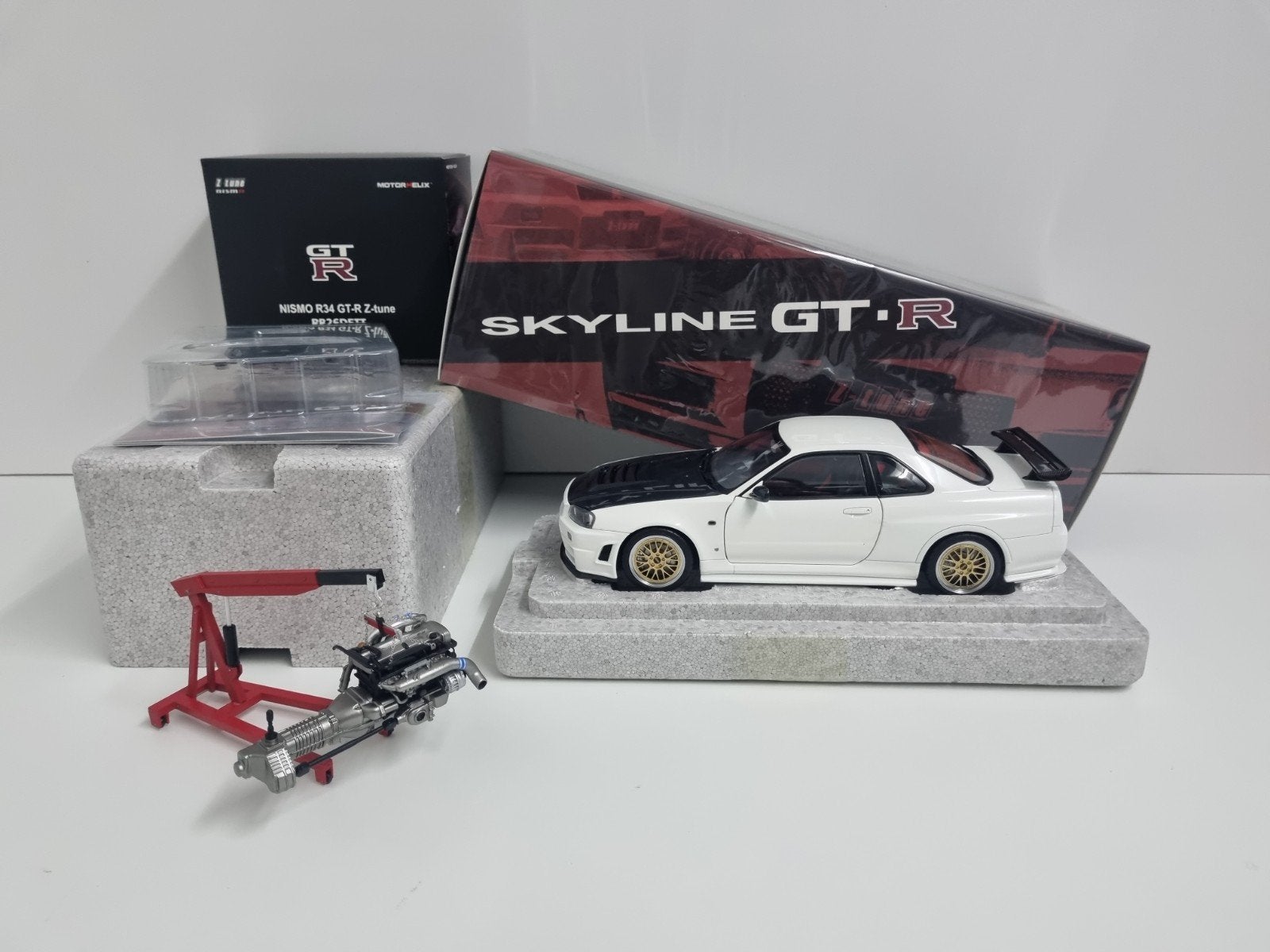 Motorhelix Nissan Skyline GT-R R34 Z-Tune 1/799 1:18 Nieuw, Ophalen of Verzenden, Nieuw, Auto