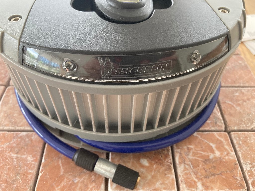 Michelin 12V compressor met druktemeter NIEUW + gratis GD, Ophalen, Nieuw