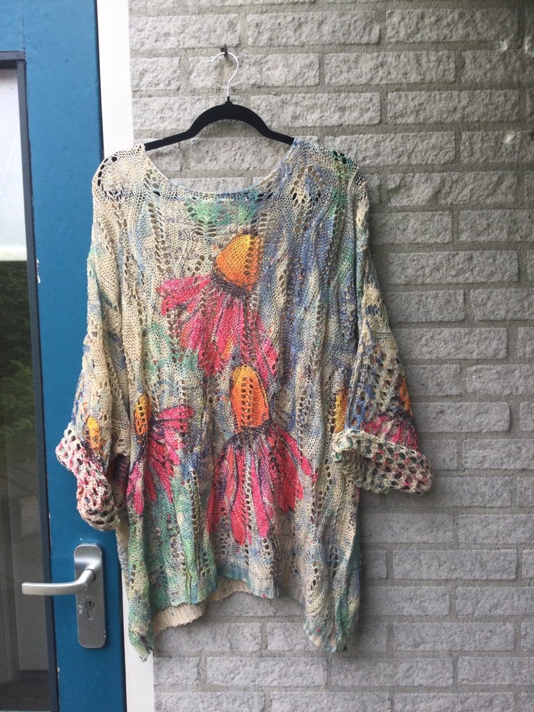 Heerlijk luchtig TRUITJE, NIEUW, mt 5XL(42-48), Ophalen of Verzenden, Nieuw, Maat 46/48 (XL) of groter