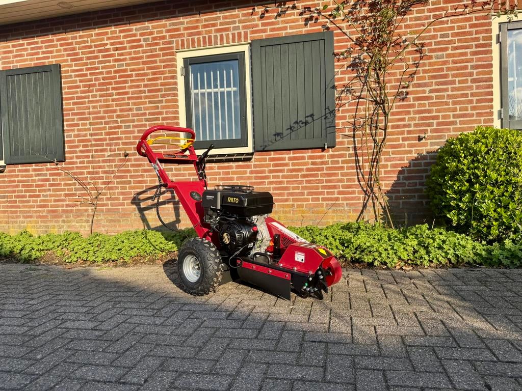 Stronkenfrees; stobbenfrees 4 takt, Doe-het-zelf en Verbouw, Gereedschap | Freesmachines, Ophalen of Verzenden, Zo goed als nieuw