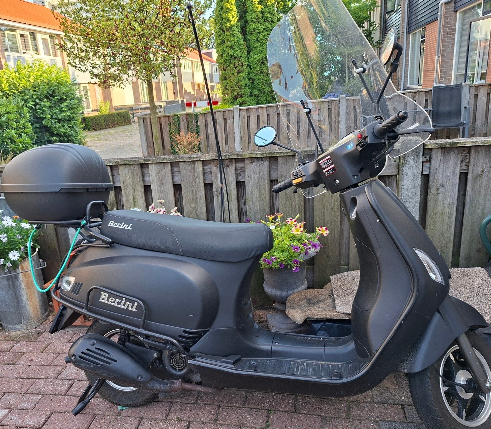 Goeie scooter starten en lopen, Fietsen en Brommers, Scooters | Overige merken, Ophalen of Verzenden, Benzine