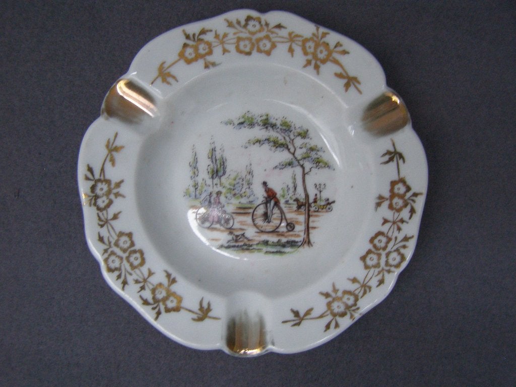 Asbakje Porcelaine de Limoges, Ophalen