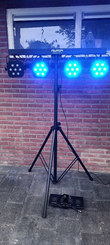 Ayra ComPar Kit 1: Compacte LED Lichtset met Statief, Ophalen, Zo goed als nieuw, Licht, Geluidgestuurd