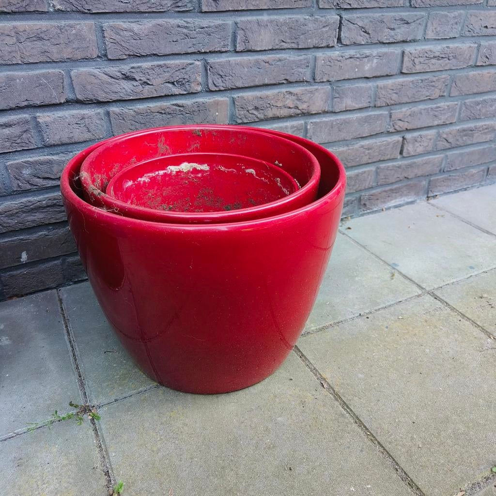 3 bloempotten en 1 schaal bordeaux rood, Rond, Zo goed als nieuw, Minder dan 40 cm, Aardewerk