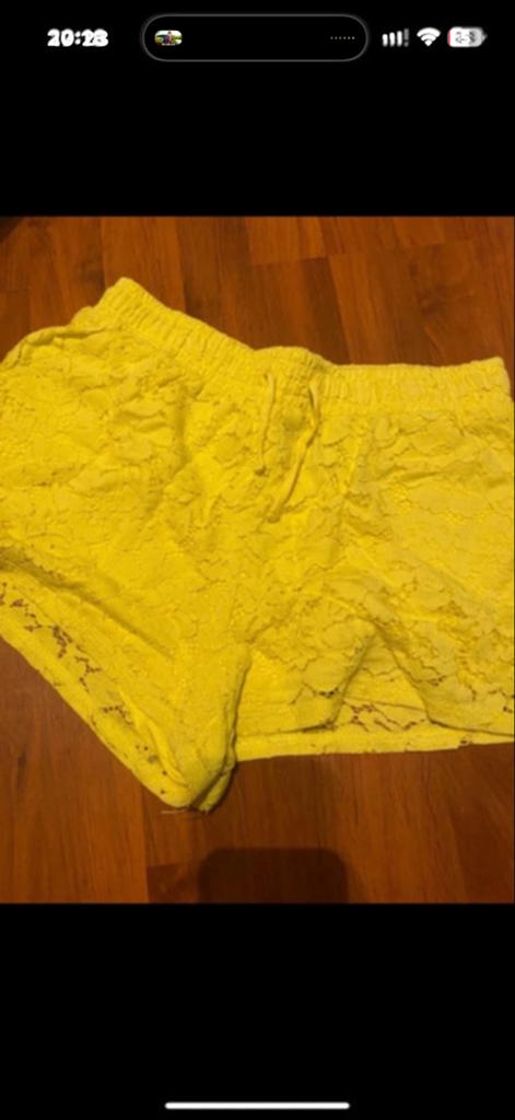 Korte short geel van coolcat in maat 170-176, Kinderen en Baby's, Kinderkleding | Maat 170, Ophalen of Verzenden, Gebruikt, Meisje