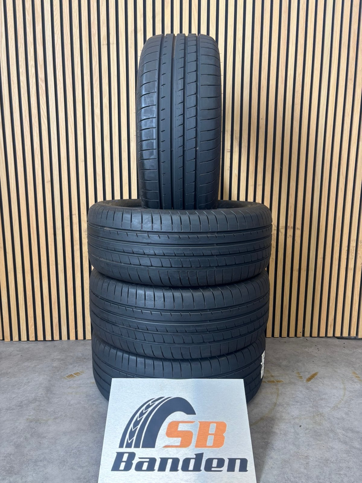 Goodyear 245/55 17 106H Zomerbanden Demo ZGAN 2025 Vito, Auto-onderdelen, Vito, 245/55 17, Nieuw, 17 inch