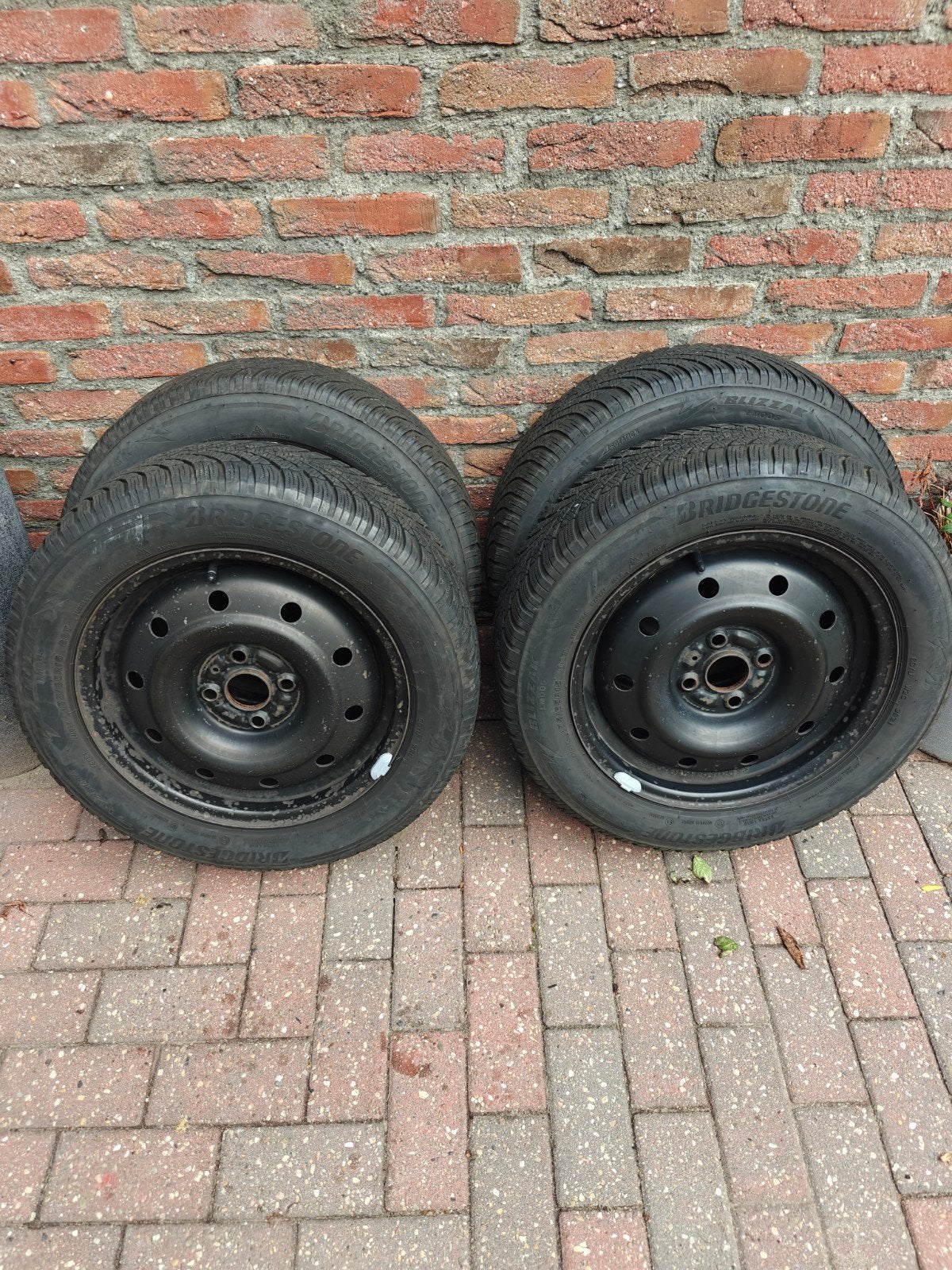 175/65/15 Suzuki Swift velgen en Bridgestone winterbanden, Ophalen, Gebruikt, 15 inch, 175 mm