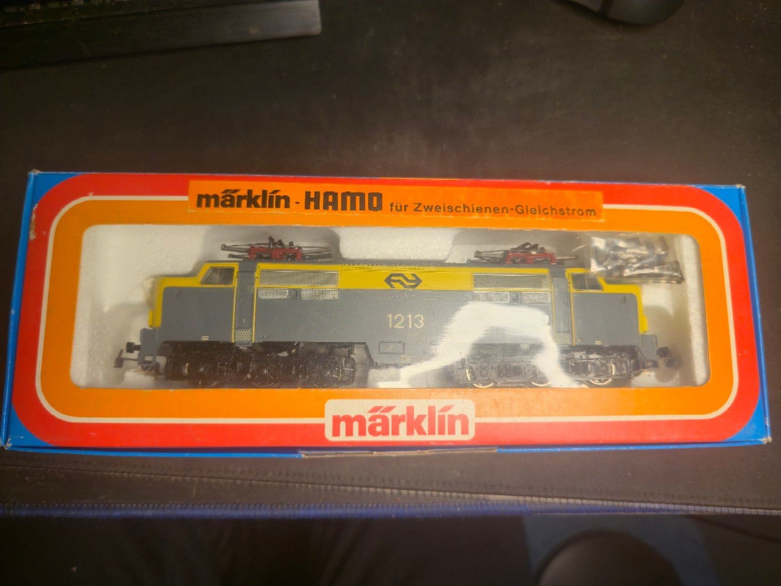 Märklin Hamo NS Locomotief 1213 Gelijkstroom, Ophalen of Verzenden, Zo goed als nieuw