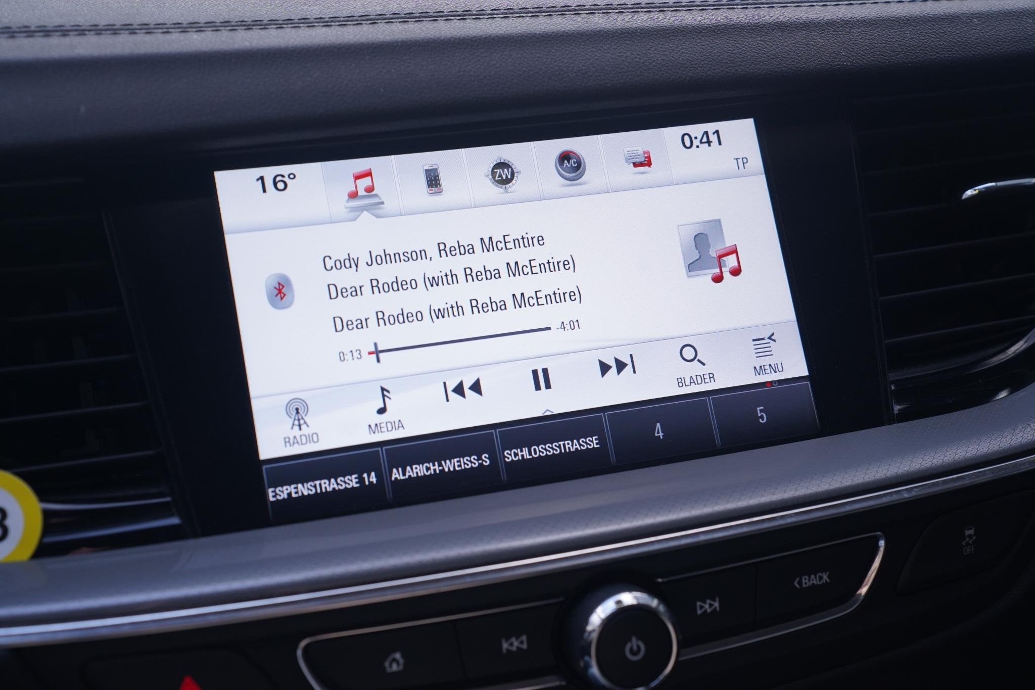 Foto 42 van Opel Insignia Grand Sport 1.6 CDTI Business Executive naviga