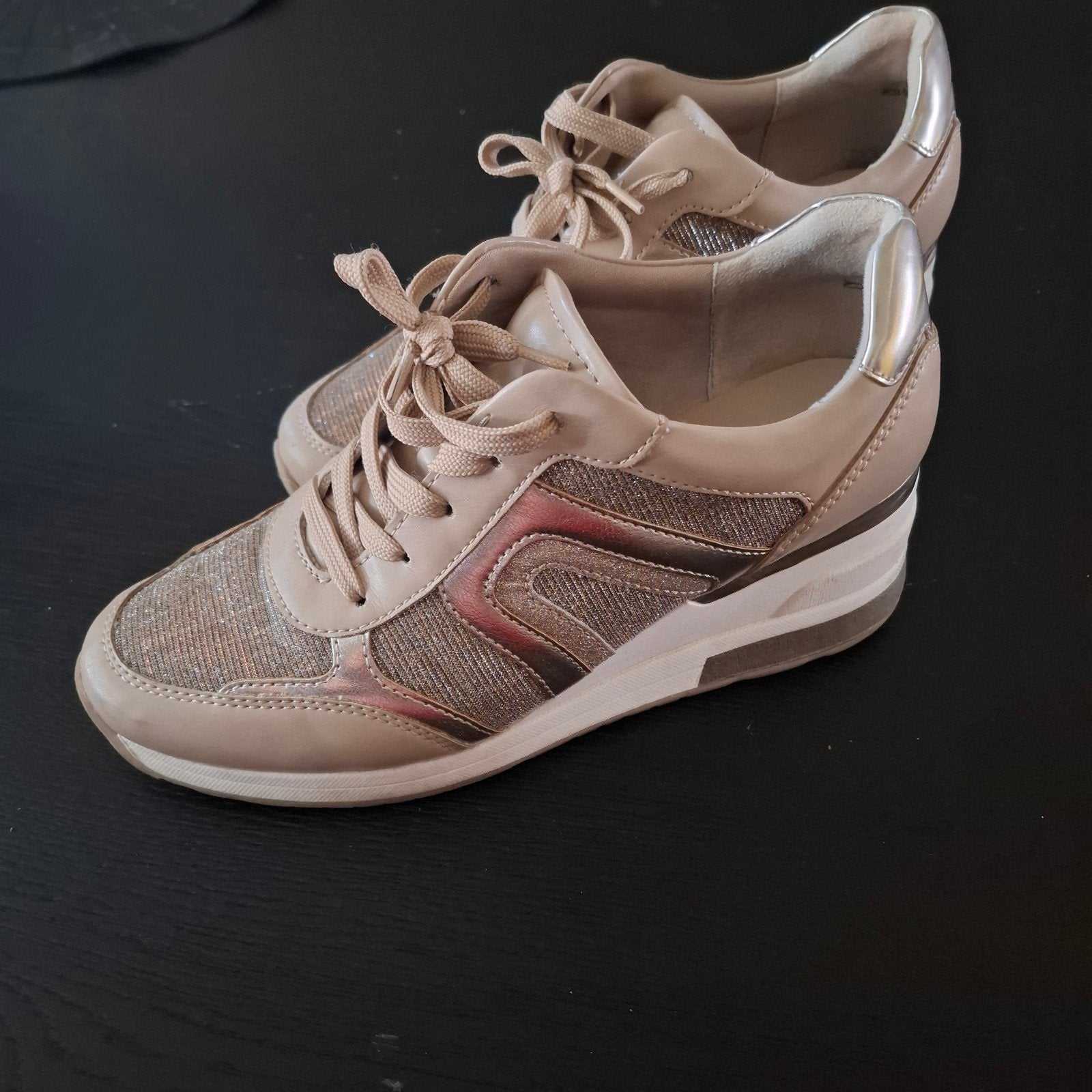 Stijlvolle beige sneakers (Graceland) met sleehak - Maat 40, Beige, Ophalen of Verzenden, Sneakers of Gympen, Graceland
