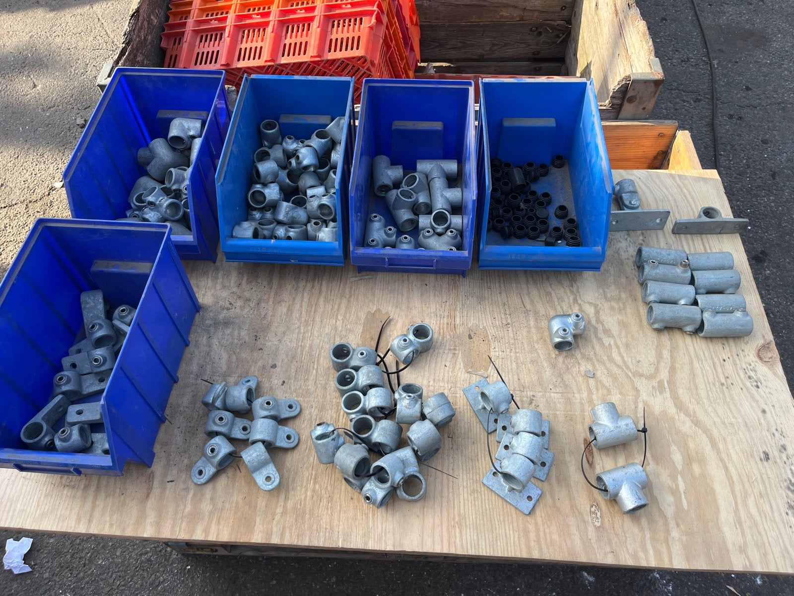 Steiger buis koppelingen voor buis 28 mm, Ophalen of Verzenden, RV werkt, Rvwerkt@gmail.com, Bennebroekerdijk 98 C