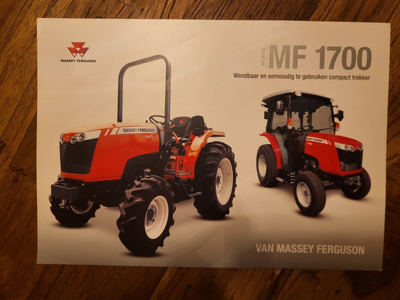 tractor folder Massey Ferguson 1700, Boeken, Ophalen of Verzenden, Zo goed als nieuw