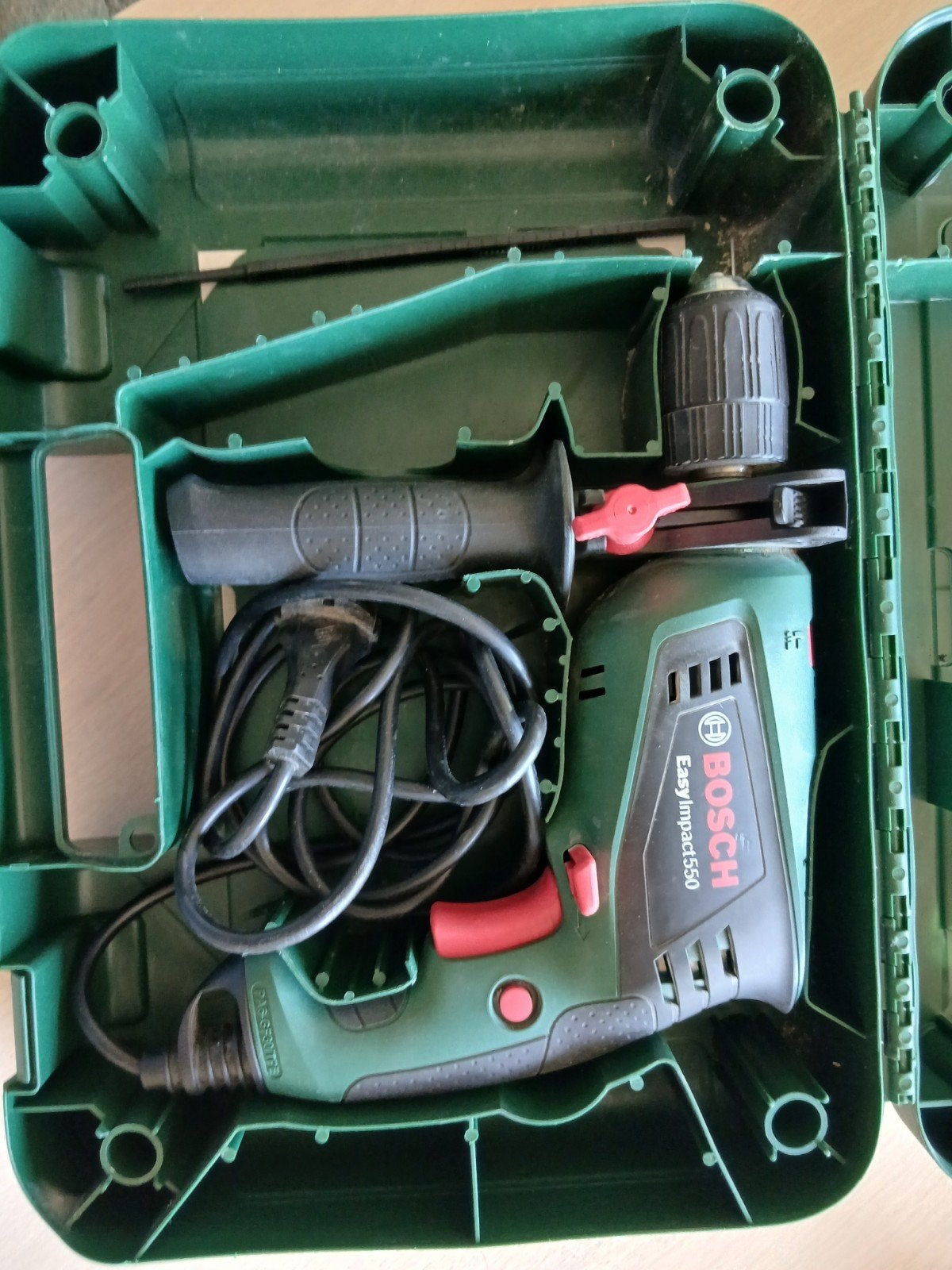 Bosch Easy Impact 550 Klopboormachine met koffer, Doe-het-zelf en Verbouw, Gereedschap | Boormachines, Boormachine, Gebruikt, Verzenden