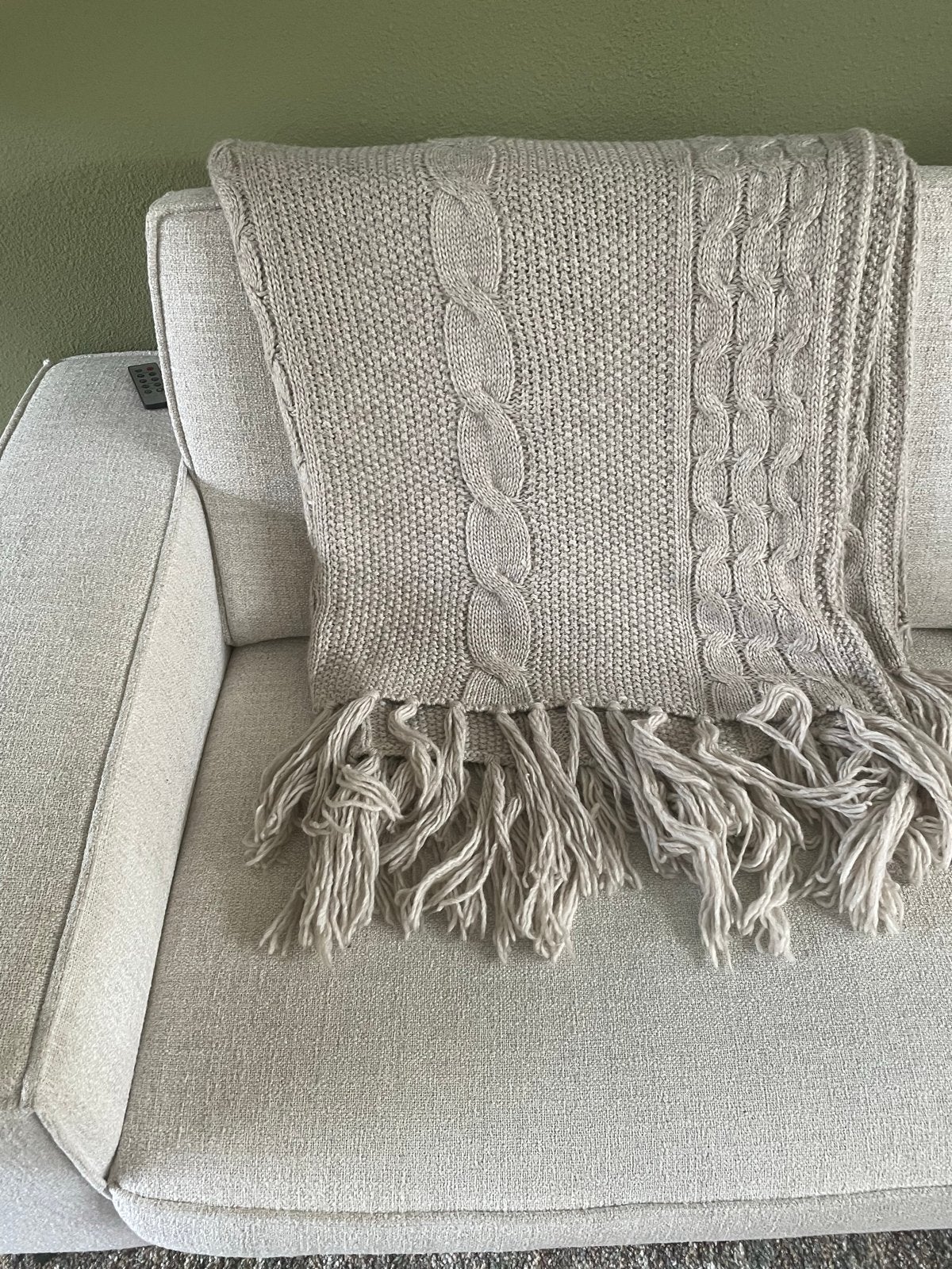 Gebreide plaid met franjes - Beige, Huis en Inrichting, Beige, Ophalen of Verzenden, Zo goed als nieuw, Plaid