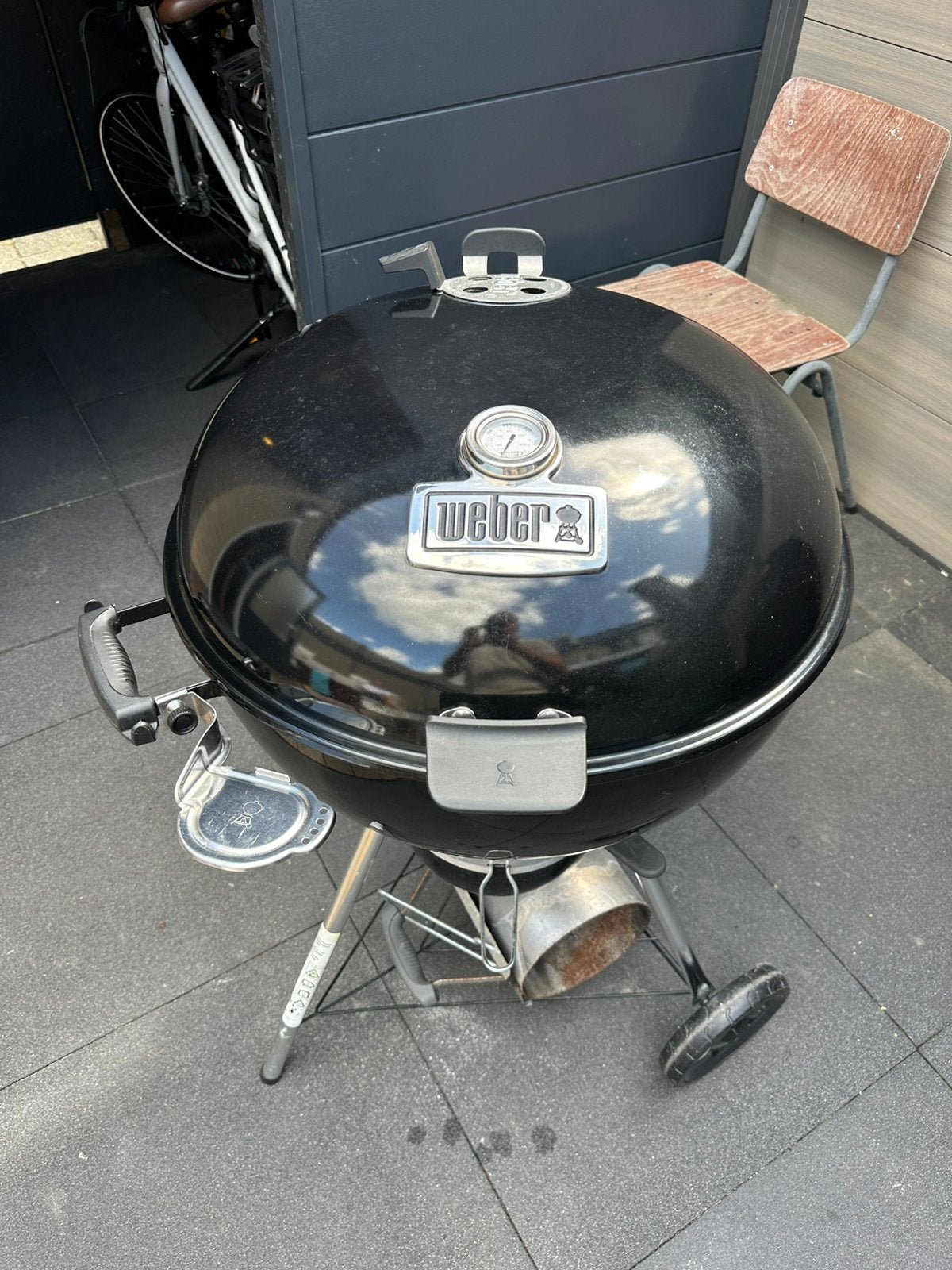 Weber Master-Touch Premium E-5770 Black, Ophalen, Zo goed als nieuw, Met accessoires