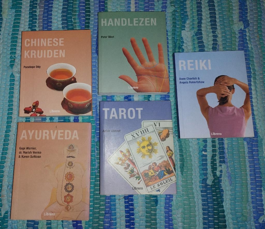 Diverse kleine spirituele boeken, Boeken, Ophalen of Verzenden, Zo goed als nieuw, Spiritualiteit algemeen, Overige typen