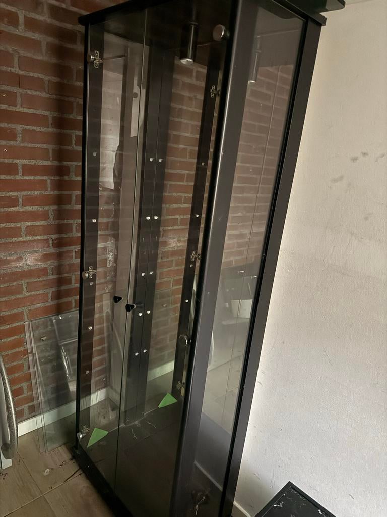 Glazen vitrinekast met deuren, Gebruikt, 200 cm of meer, Glas, 25 tot 50 cm
