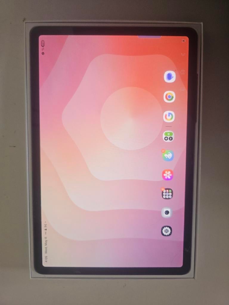 Nieuwste Samsung Tab S11 en slim keyboard, Ophalen, Tab s11 en slim keyboard, 11 inch, Zo goed als nieuw