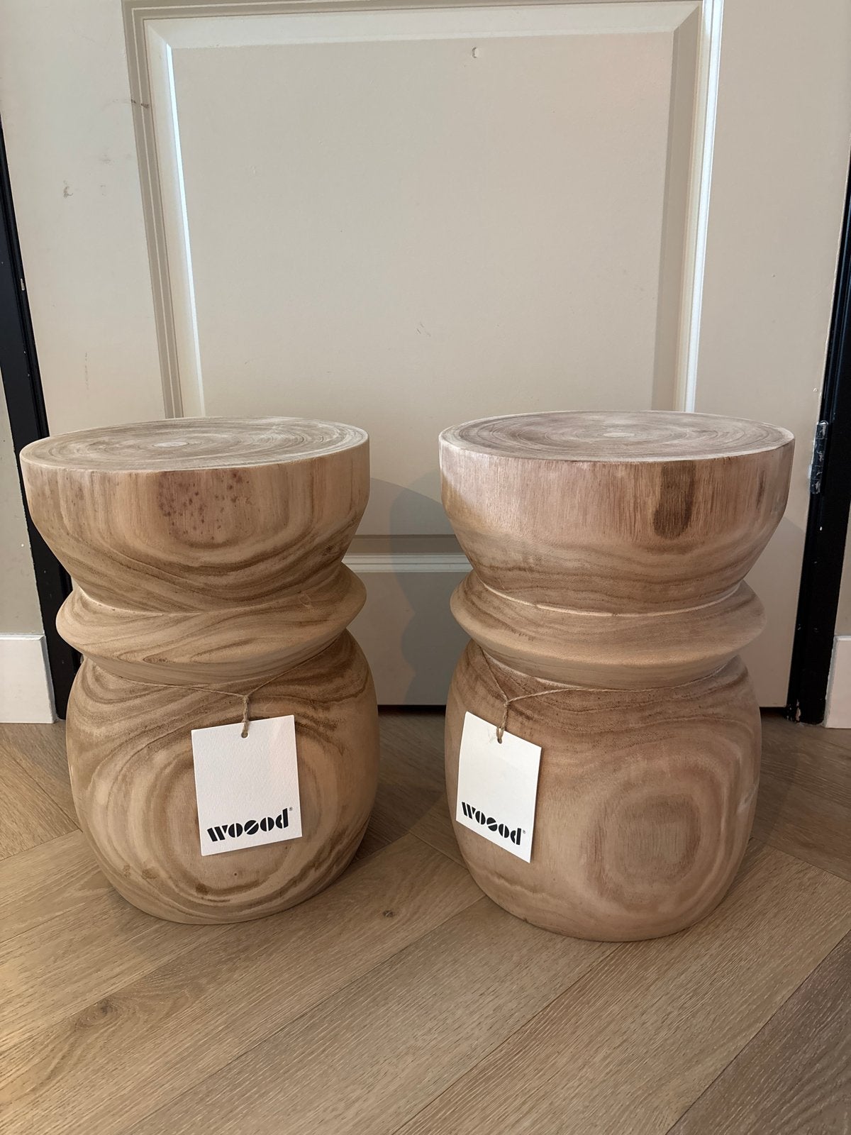 2x Woood bijzettafel Bikkel -Nieuw- paulownia hout kruk, Minder dan 45 cm, Minder dan 55 cm, Rond, Ophalen of Verzenden
