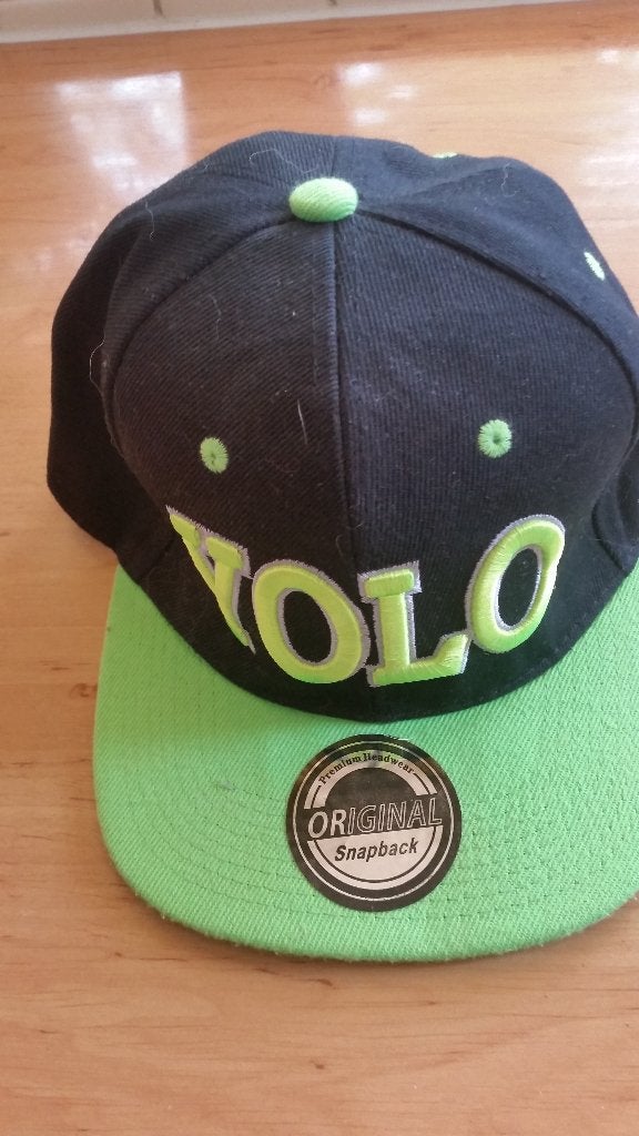 Yolo pet / cap, Ophalen of Verzenden, Zo goed als nieuw