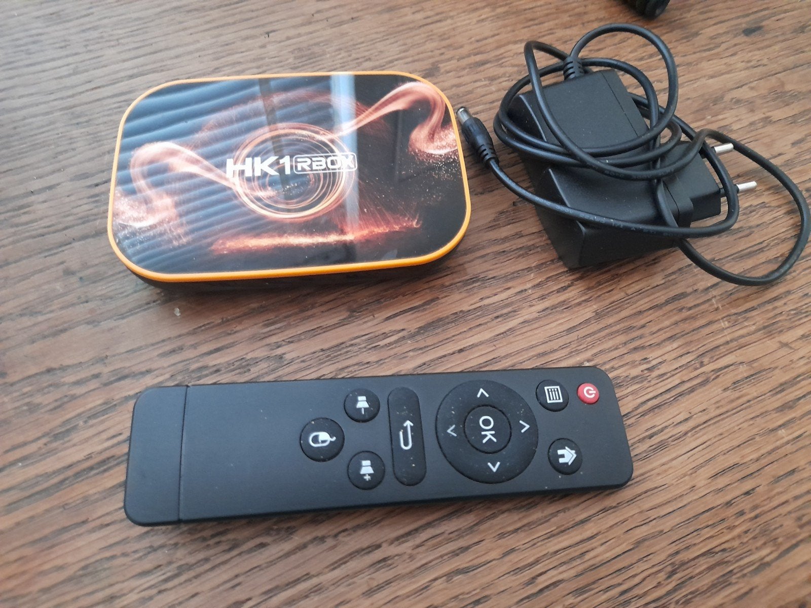 HK1 RBOX Android TV Box met afstandsbediening en adapter, Ophalen of Verzenden, Zo goed als nieuw, HDMI