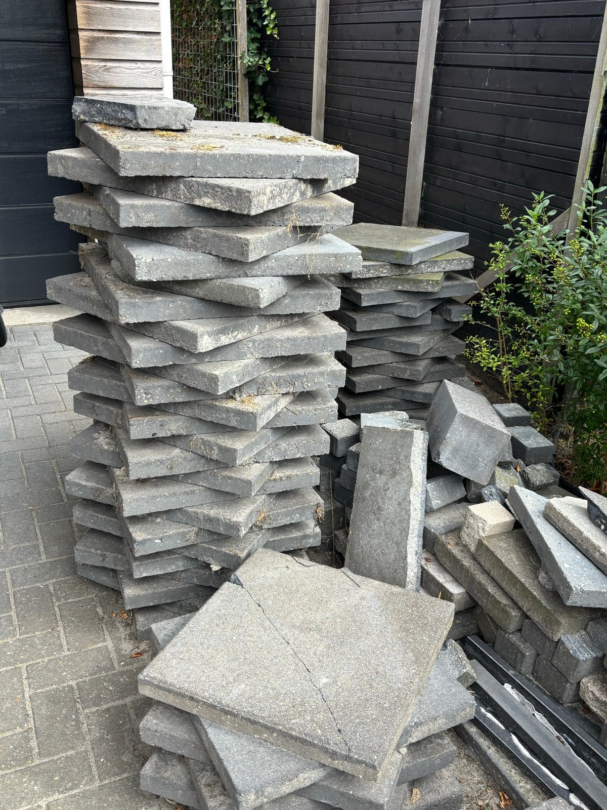 Gratis op te halen terrastegels en klinkers, Ophalen, Gebruikt, 10 m² of meer, Beton