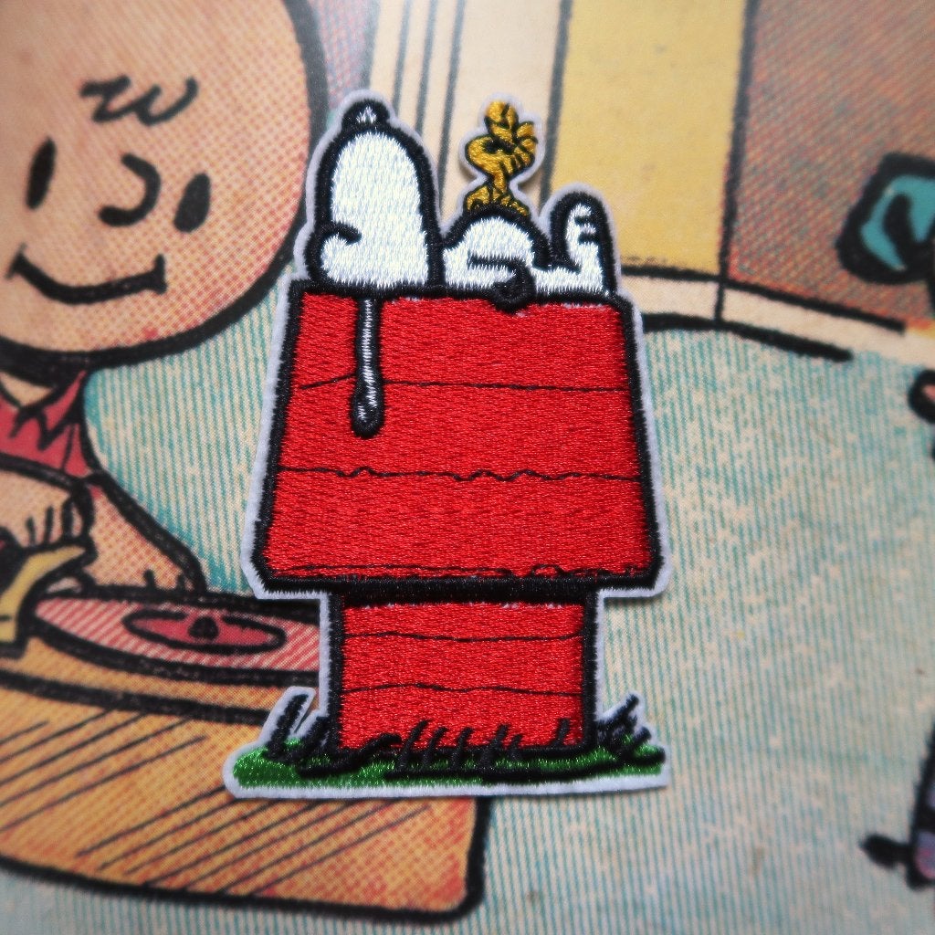 Snoopy en Woodstock Opstrijkplaatje patch badge applicatie, Verzenden, Nieuw, Overige applicaties