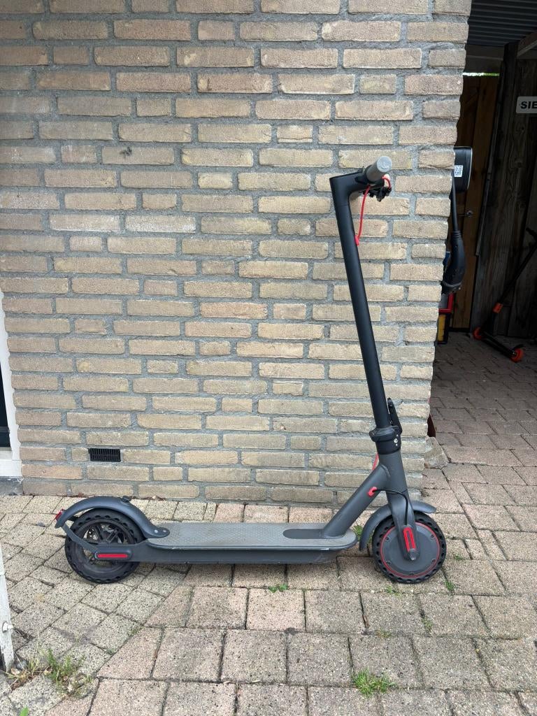 Tuya Stay-on Elektrische Step | 350W | 30km bereik, Ophalen, Gebruikt, Elektrische step (E-scooter), Tuya