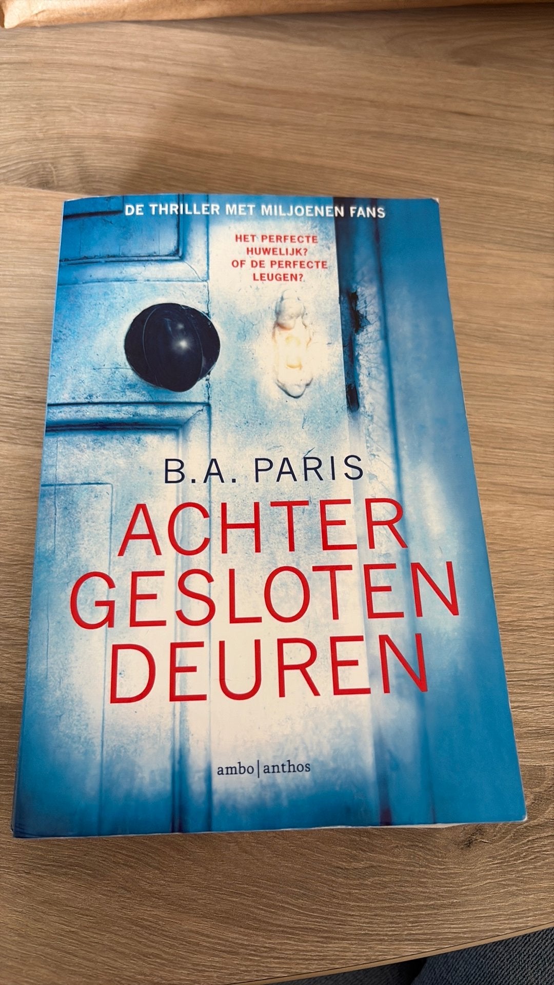 B.A. Paris - Achter gesloten deuren, Ophalen of Verzenden, Zo goed als nieuw, B.A. Paris