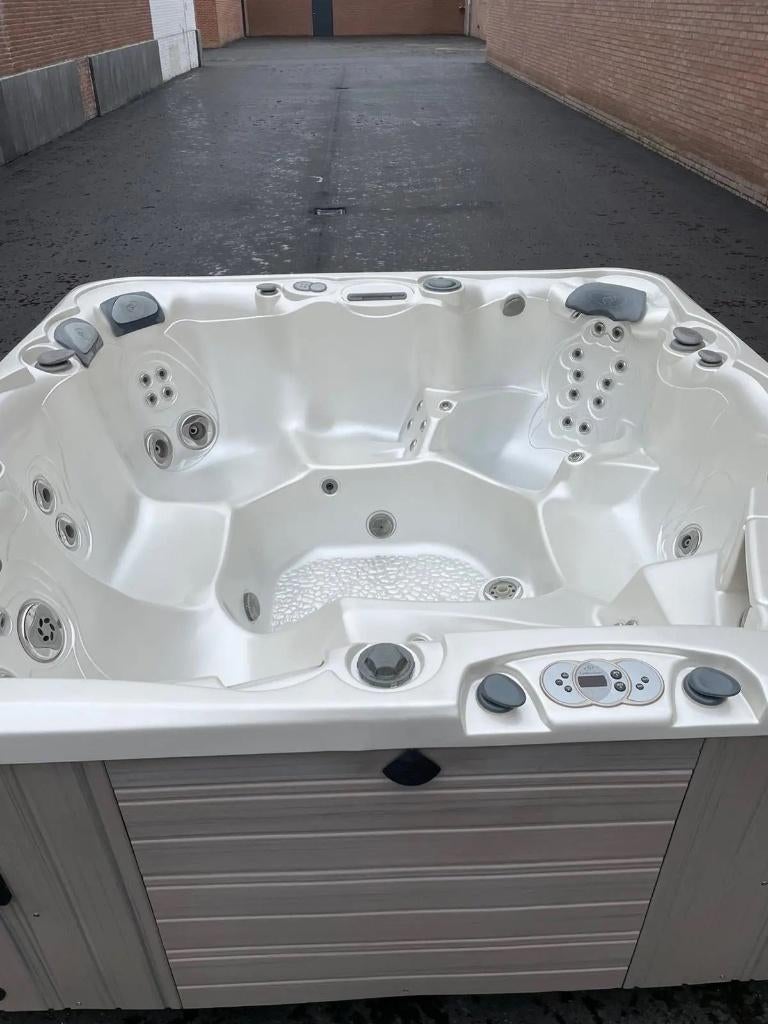 Caldera Spa Utopia Elation | Gereveriseerd | Goede staat, Ophalen, Gebruikt, Trap, Vast