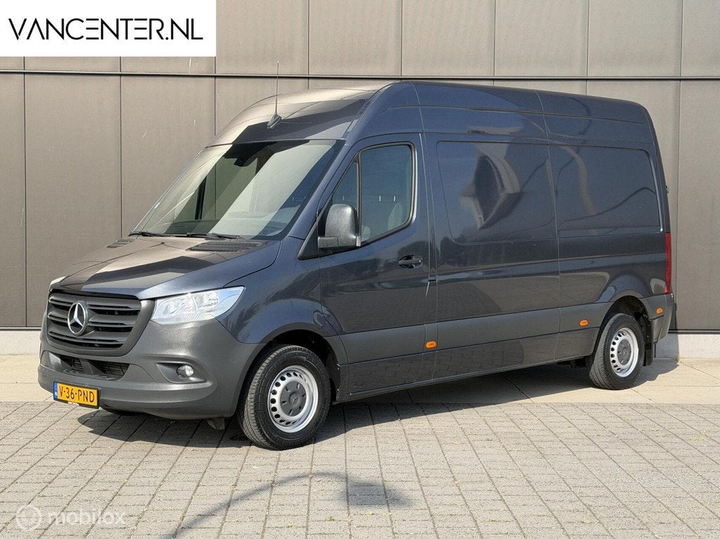 Mercedes Sprinter 314 2.2 CDI 140PK L2H2 Carplay Trekhaak, Voorwielaandrijving, Stof, Gebruikt, 2000 kg