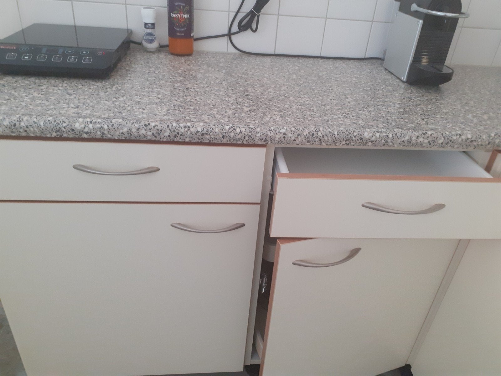 Keukenblok met lades en kastjes, inclusief aanrechtblad, Huis en Inrichting, Gebruikt, 100 tot 150 cm, Ophalen of Verzenden, 50 tot 75 cm