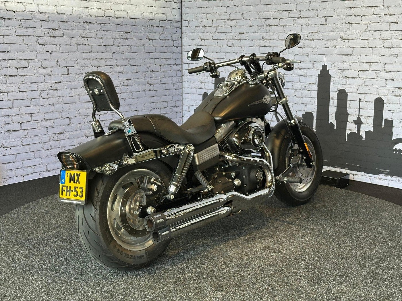 Harley-Davidson FXDF DYNA FAT BOB (bj 2010), Motoren, Laan van Vredenoord 33
2289 DA  RIJSWIJK, NL, 1585 cc, Meer dan 35 kW, Overig