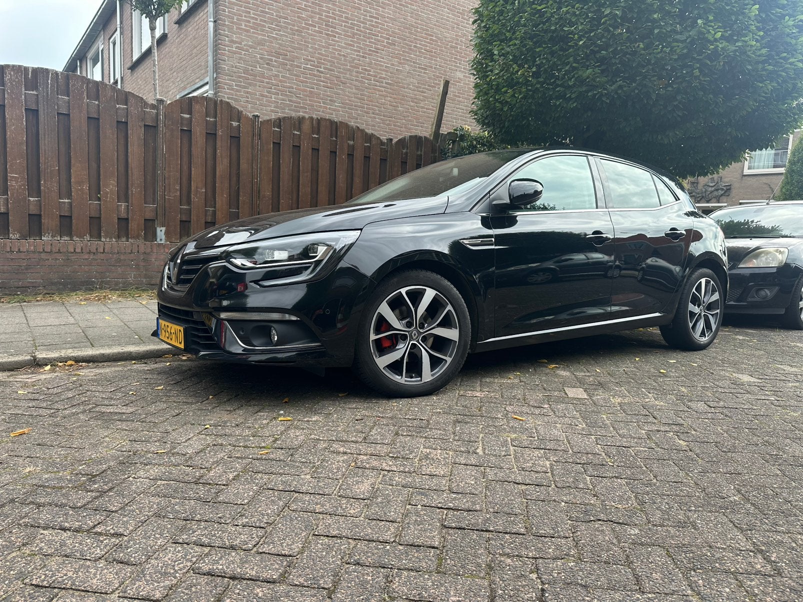 Renault Mégane 1.2 TCE 97KW Hatchback 2016 Zwart, Voorwielaandrijving, Stoelverwarming, Zwart, 4 cilinders