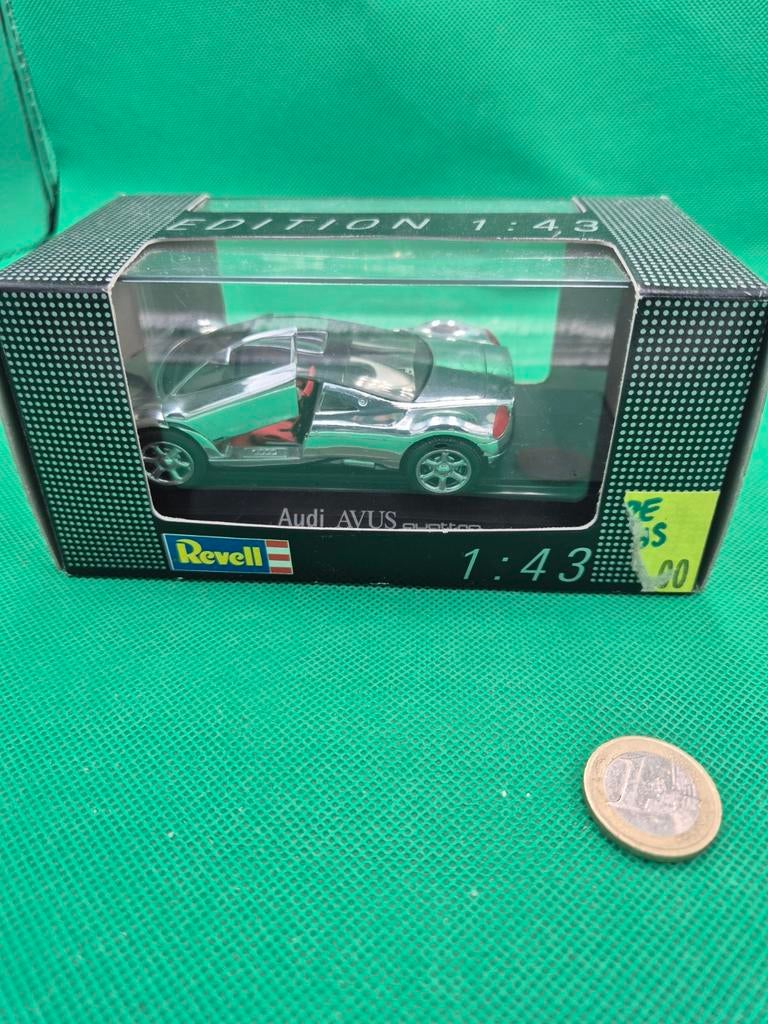 124 audi avus quattro 1/43 revell, Ophalen of Verzenden, Zo goed als nieuw, Auto