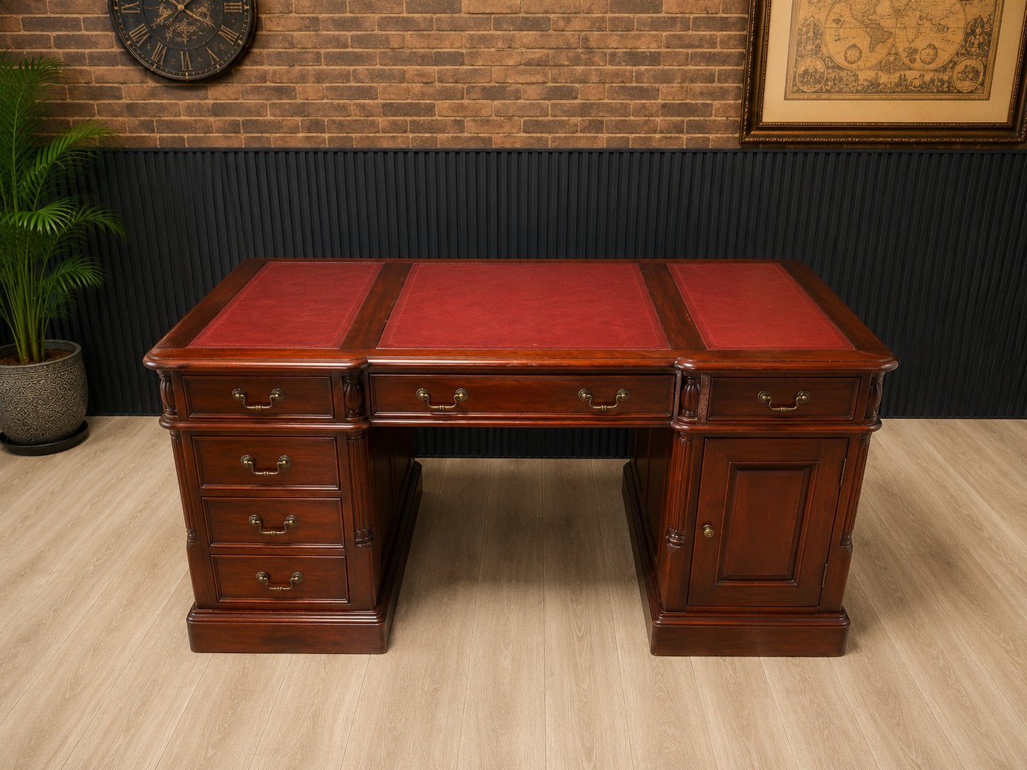 Exclusieve Chesterfield Lederen Bureau !!, Antiek en Kunst, Ophalen of Verzenden