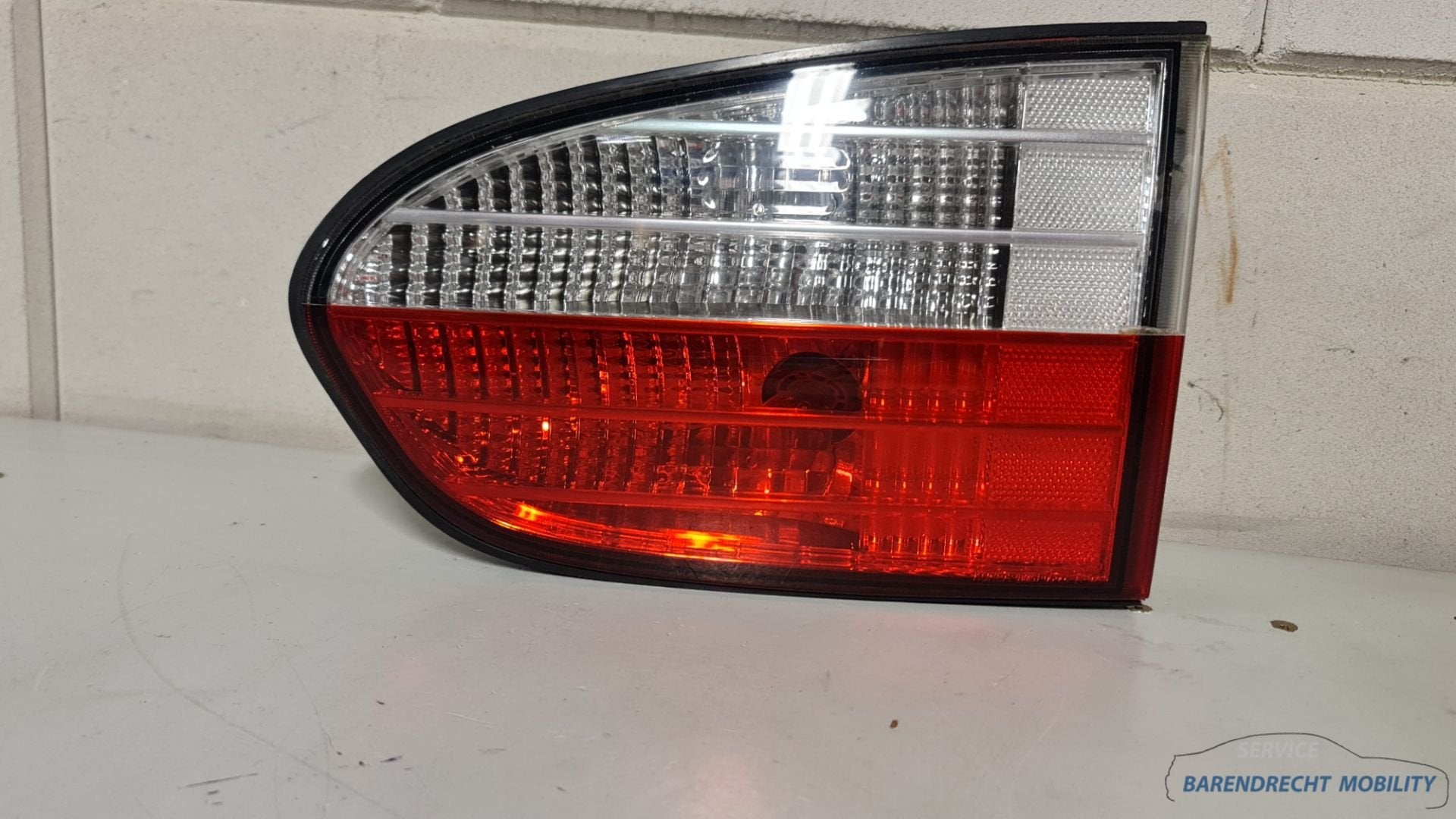 Hyundai H200 H-1 achterlicht rechts binnen origineel nette s