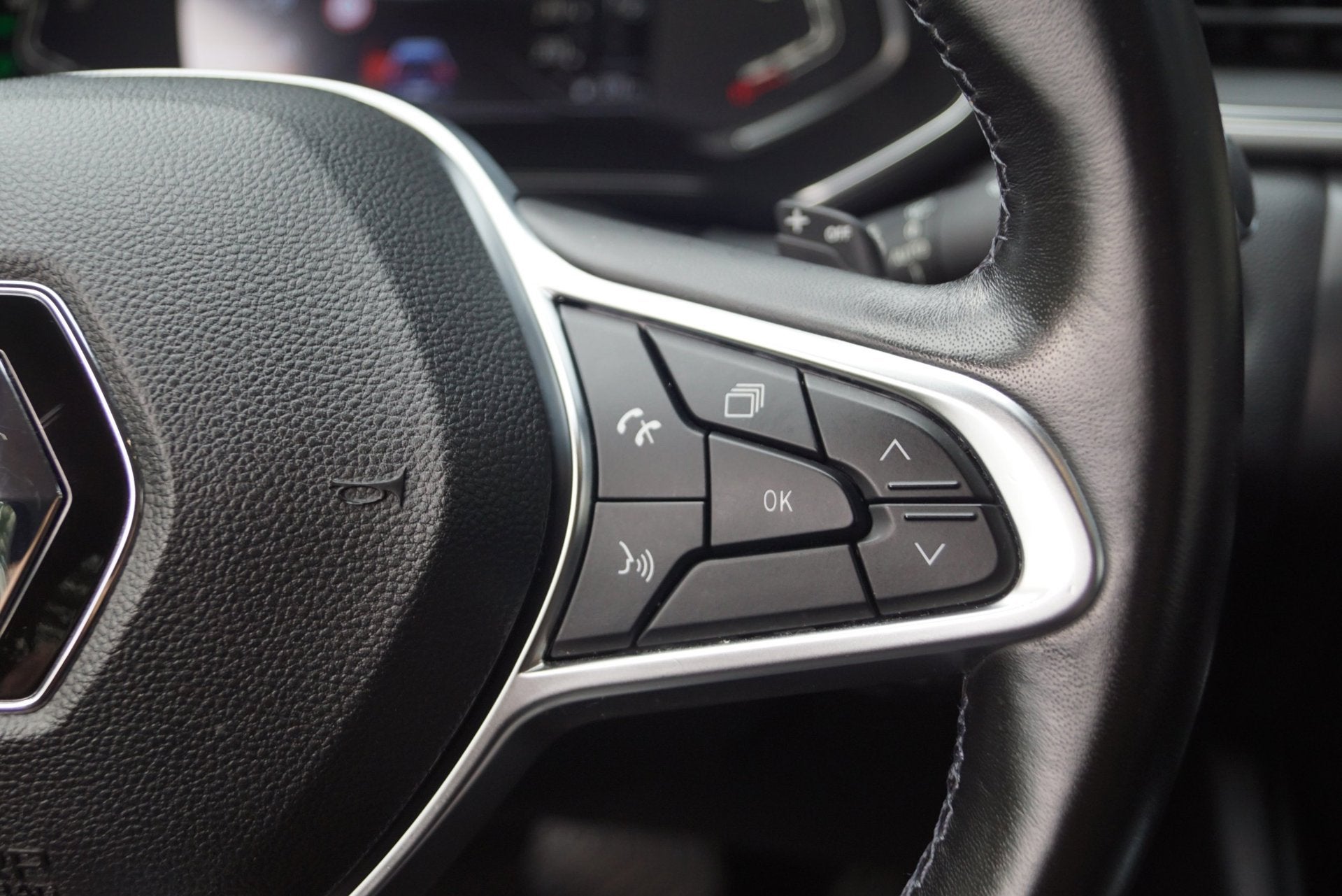 Foto 20 van Renault Captur 1.3 TCe 130 Intens Autom Half Leder/Stof Spor