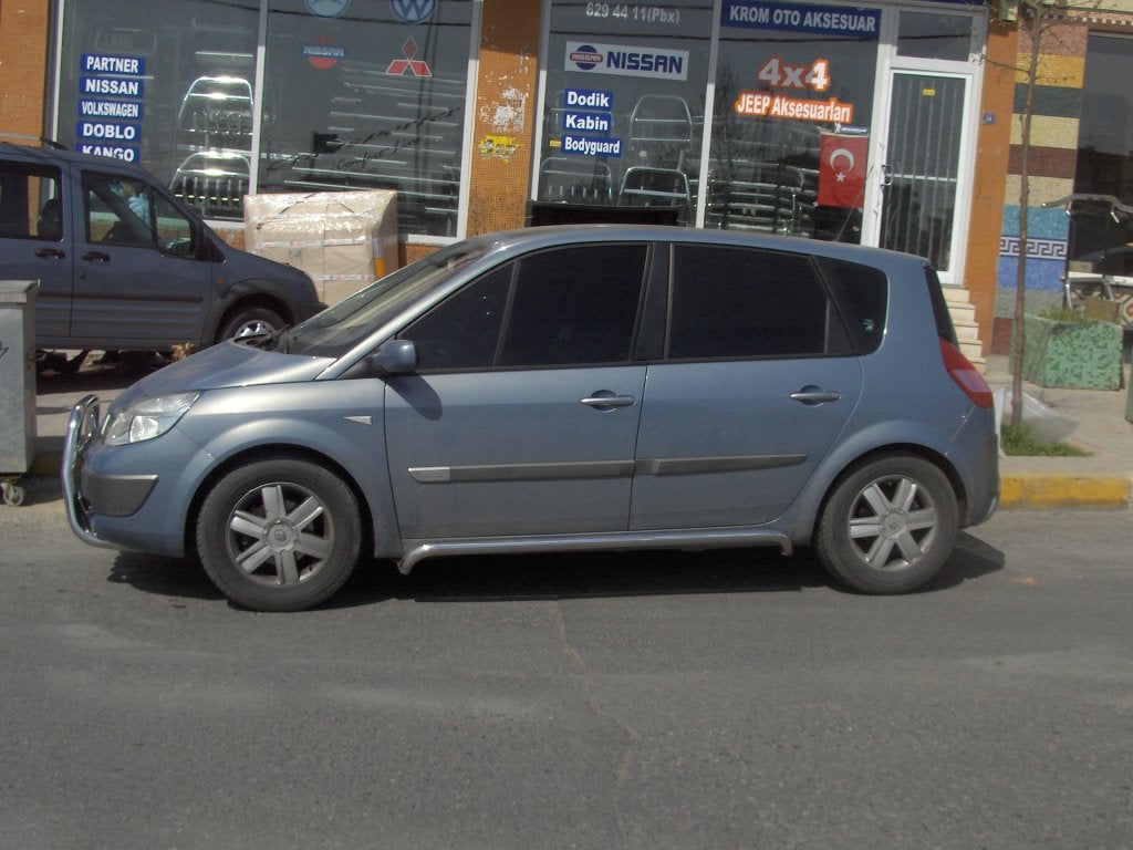 AANBIEDING Megane-Scenic Sidebars Bullbar/Pushbar, Niet ingevuld, Niet ingevuld, Niet ingevuld
