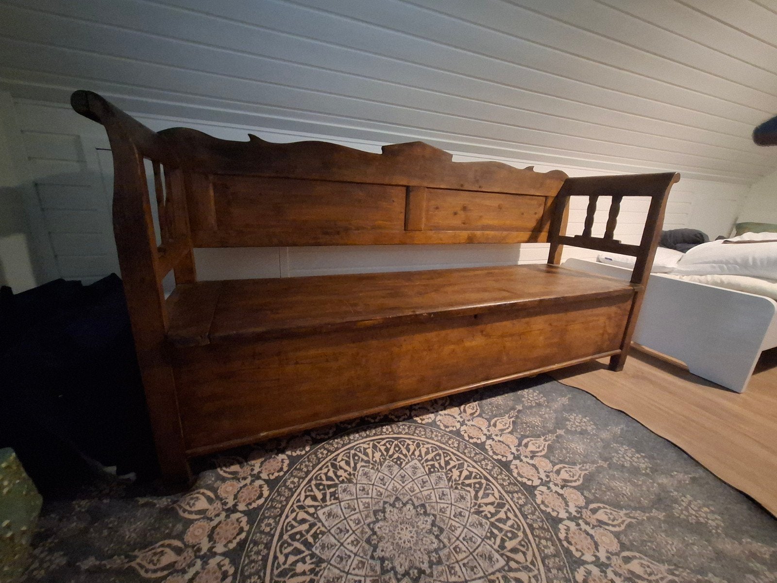 Antieke houten bank met opbergruimte - 195 cm lang, Antiek en Kunst, Antiek | Meubels | Stoelen en Banken, Ophalen