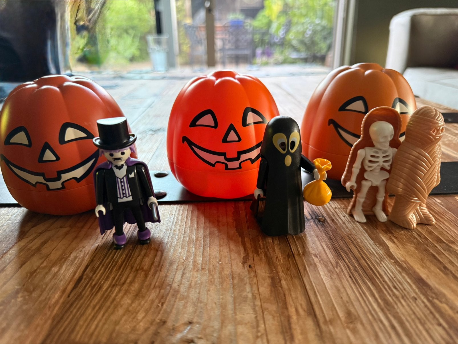 Halloween playmobil 3 figuren in pompoen, Ophalen of Verzenden, Zo goed als nieuw