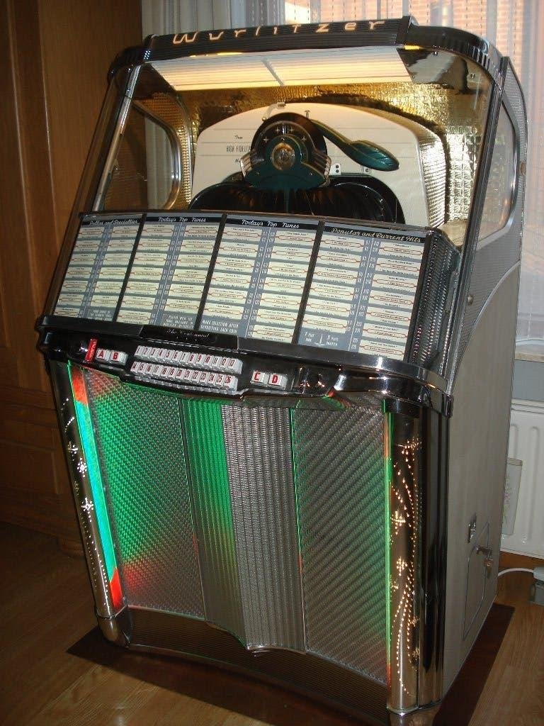 Jukebox Wurlitzer 1900 uit 1956       104 Select inc Singels, 1950 tot 1960, Zo goed als nieuw, Wurlitzer, Ophalen