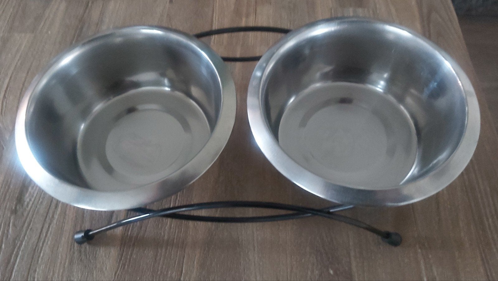 Voer/drink bakjes, Ophalen