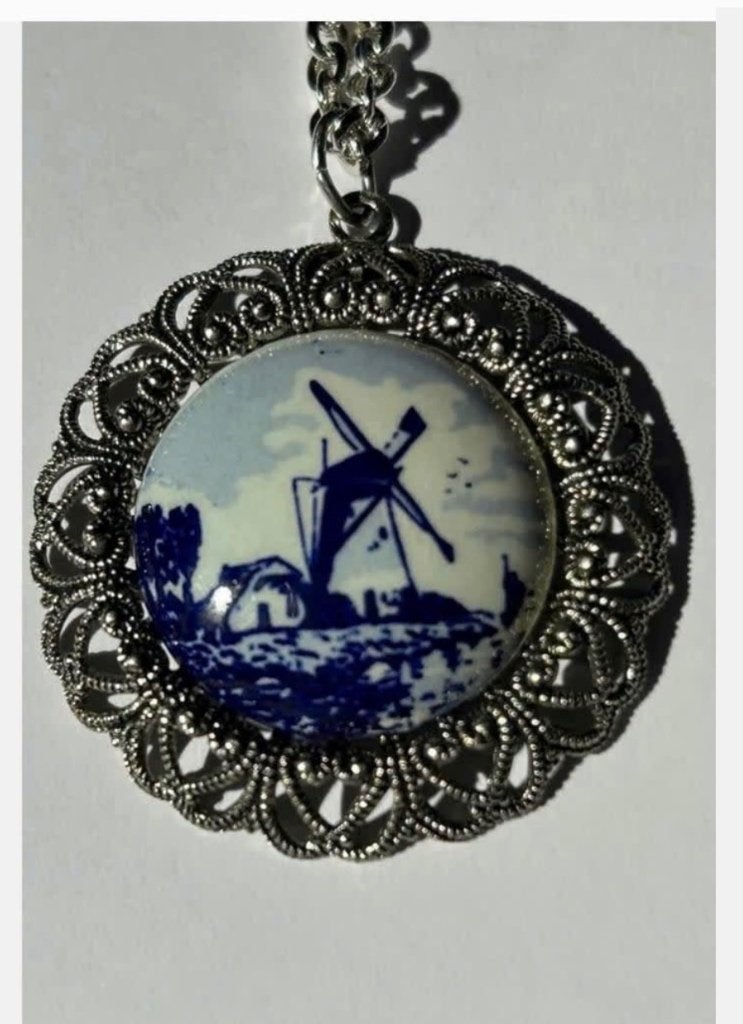Hanger Delfts Blauw porselein, look filigraan, 4 cm, Overige materialen, Blauw, Ophalen of Verzenden, Zo goed als nieuw