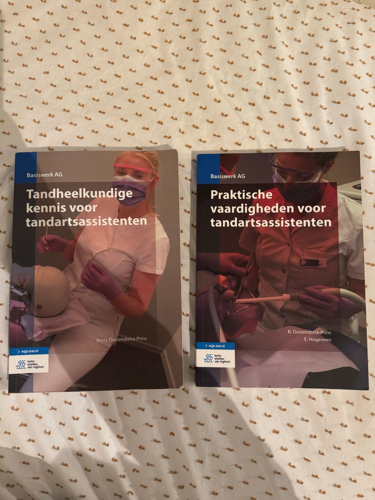 Tandheelkundige kennis & Praktische vaardigheden, Boeken, Studieboeken en Cursussen, Ophalen of Verzenden, Zo goed als nieuw, MBO