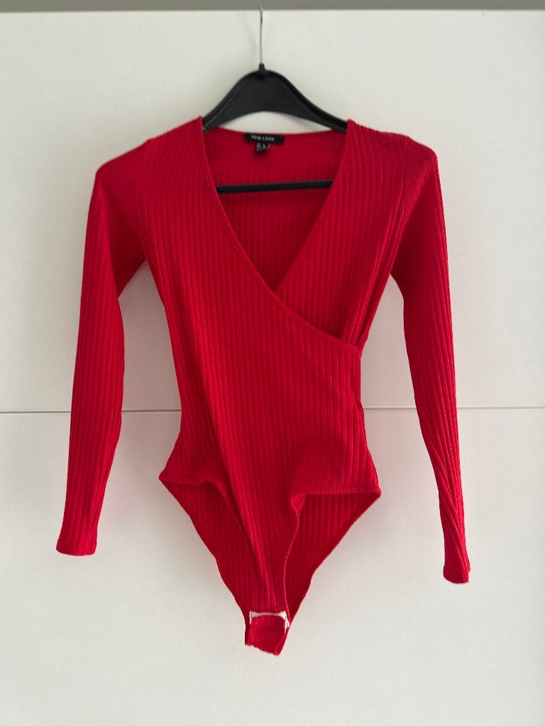 Rode body met lange mouwen, Kleding | Dames, New Look, Ophalen of Verzenden, Zo goed als nieuw, Maat 36 (S)